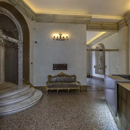 Antica Dimora Delle Cinque Lune 3* רומא