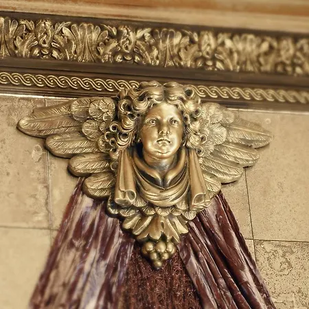 Antica Dimora Delle Cinque Lune מלון
