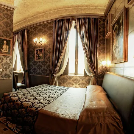 Antica Dimora Delle Cinque Lune 3* Rome