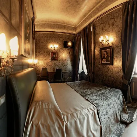 Antica Dimora Delle Cinque Lune 3*