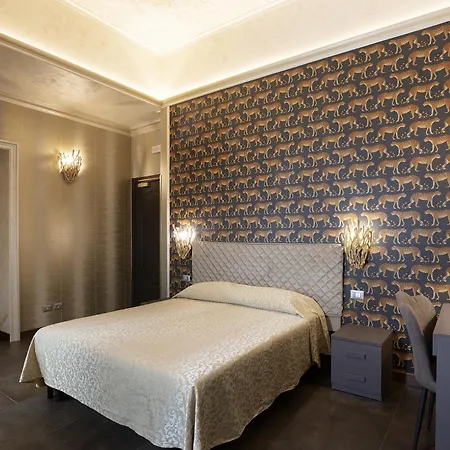 Hotel Antica Dimora Delle Cinque Lune 3*