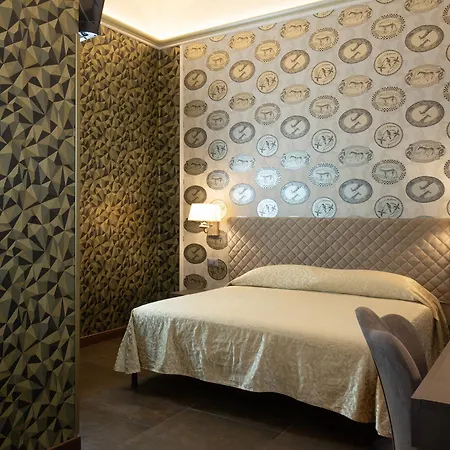 Hotel Antica Dimora Delle Cinque Lune Rome