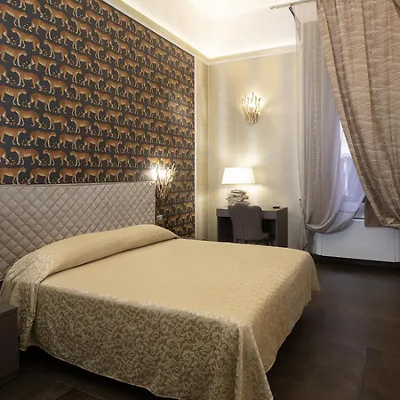 Hotel Antica Dimora Delle Cinque Lune 3*