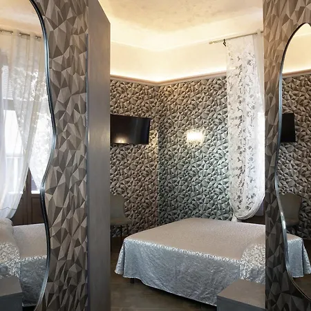 Antica Dimora Delle Cinque Lune Hotel Roma