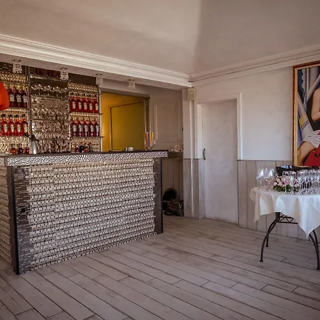 Antica Dimora Delle Cinque Lune Hotel 3*