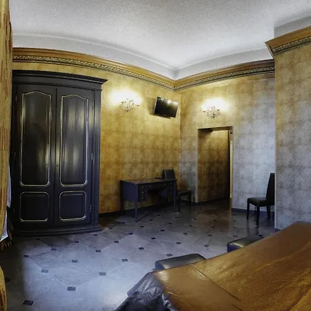 Hotel Antica Dimora Delle Cinque Lune 3*