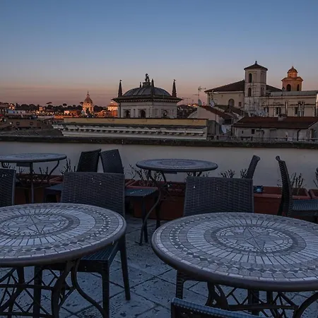 Antica Dimora Delle Cinque Lune Hotel 3*