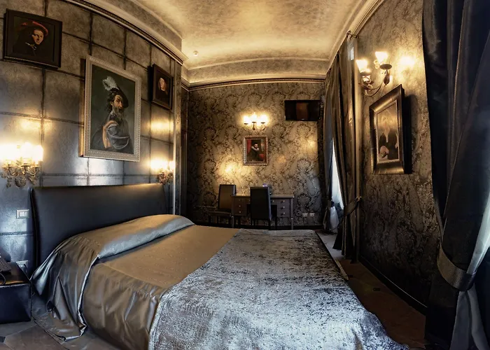 안티카 디모라 델레 친퀘 루네