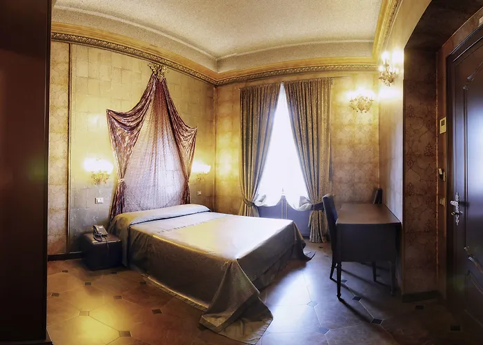 안티카 디모라 델레 친퀘 루네 로마