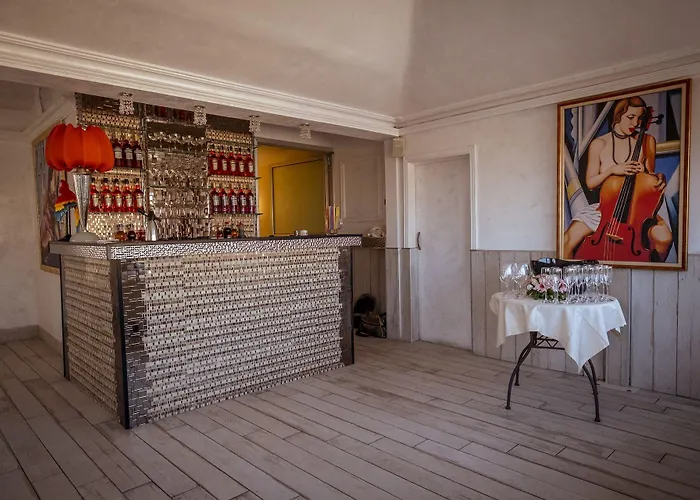 안티카 디모라 델레 친퀘 루네 호텔 3*